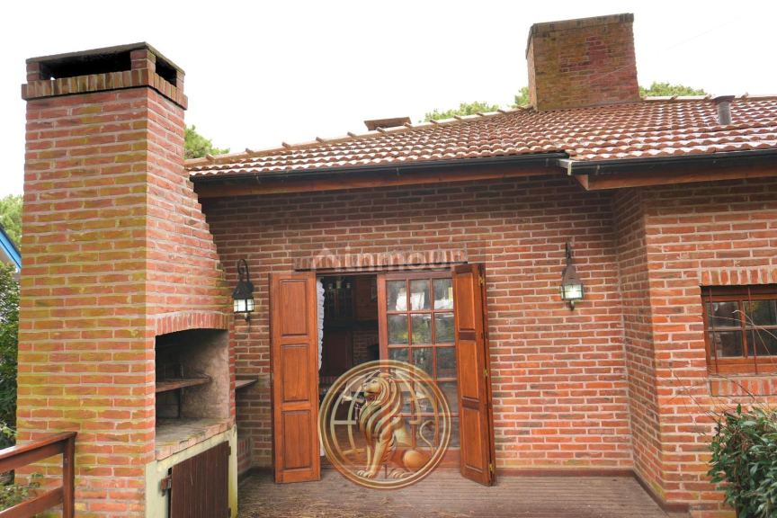 Casa en Venta en Pinamar, Buenos Aires Costa Atlantica