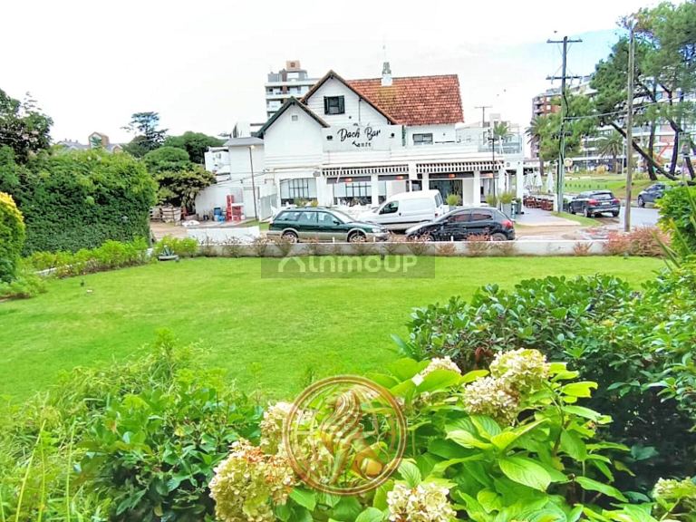 Departamento en Venta en Pinamar, Buenos Aires Costa Atlantica