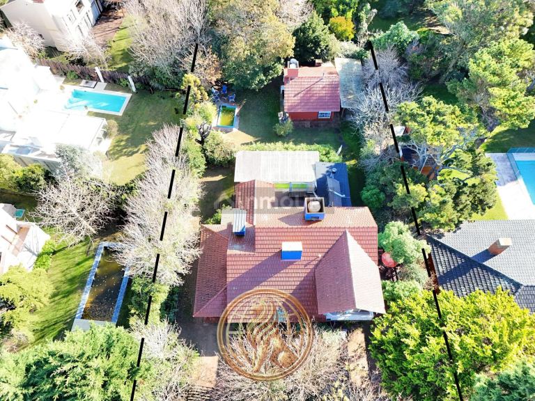 Casa en Venta en Cariló, Buenos Aires Costa Atlantica