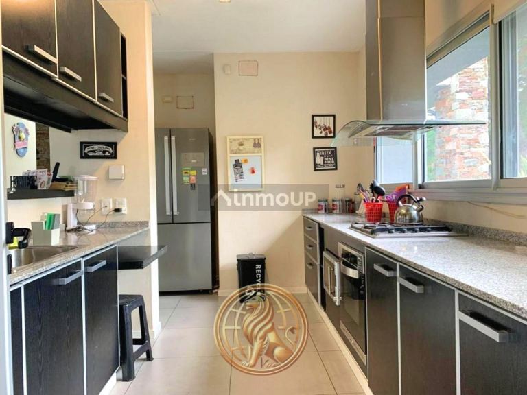 Casa en Venta en Pinamar, Buenos Aires Costa Atlantica