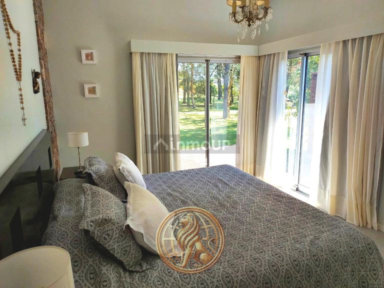 Casa en Venta en Pinamar, Buenos Aires Costa Atlantica