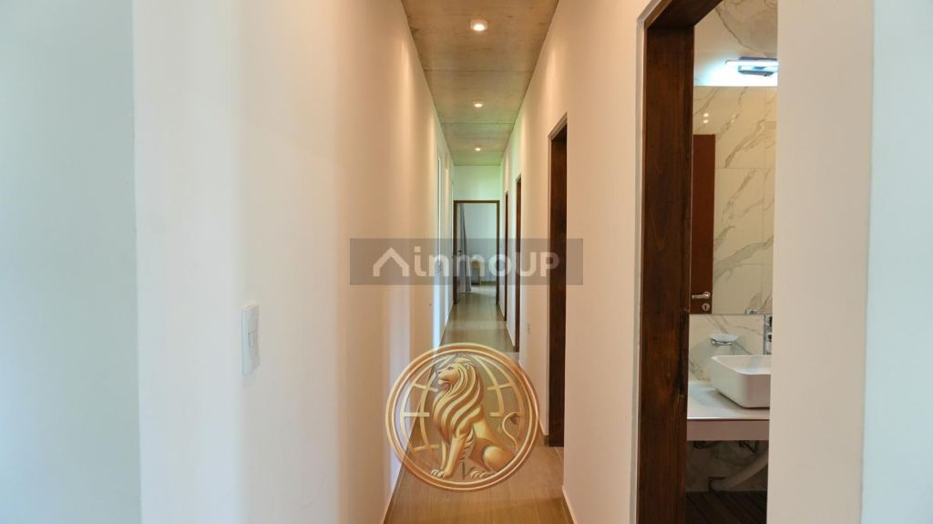 Casa en Venta en Pinamar, Buenos Aires Costa Atlantica