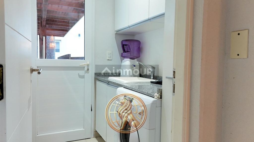 Casa en Venta en Pinamar, Buenos Aires Costa Atlantica