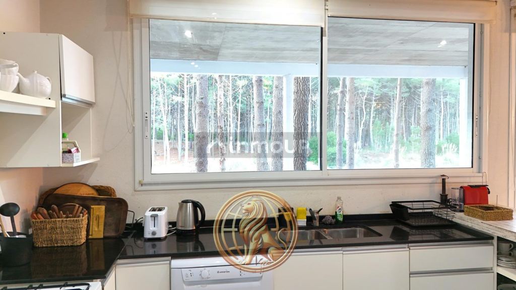 Casa en Venta en Pinamar, Buenos Aires Costa Atlantica