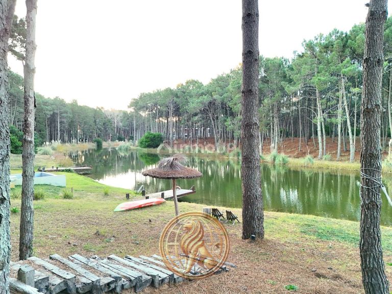 Casa en Venta en Pinamar, Buenos Aires Costa Atlantica