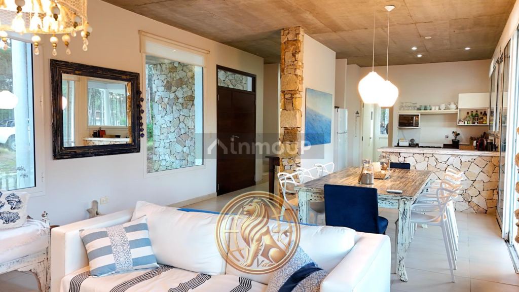 Casa en Venta en Pinamar, Buenos Aires Costa Atlantica