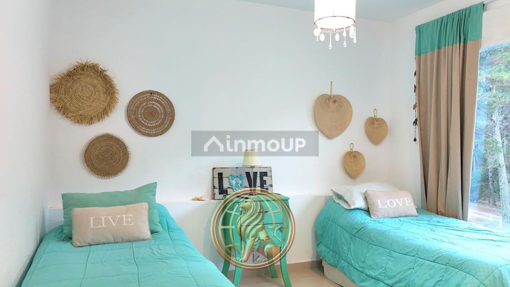 Casa en Venta en Pinamar, Buenos Aires Costa Atlantica