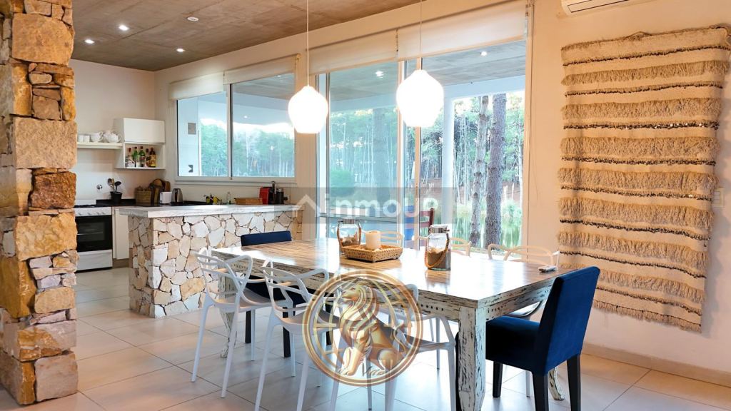 Casa en Venta en Pinamar, Buenos Aires Costa Atlantica