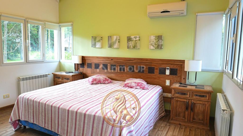 Casa en Venta en Pinamar, Buenos Aires Costa Atlantica