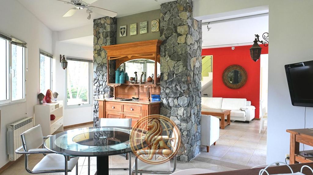 Casa en Venta en Pinamar, Buenos Aires Costa Atlantica