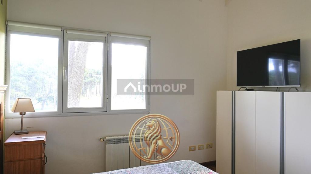 Casa en Venta en Pinamar, Buenos Aires Costa Atlantica