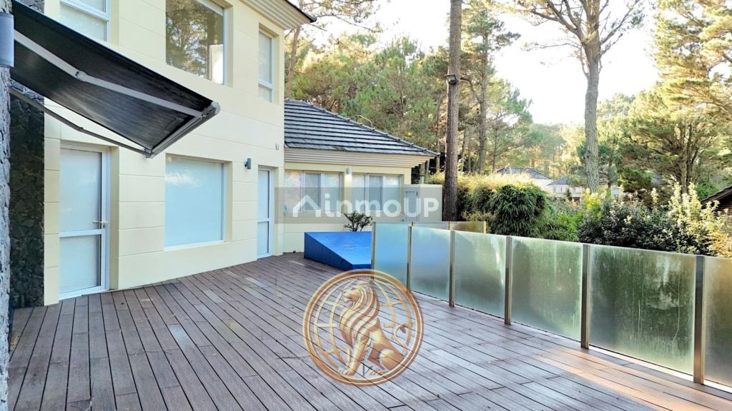 Casa en Venta en Pinamar, Buenos Aires Costa Atlantica