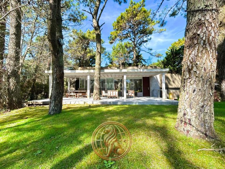 Casa en Venta en Cariló, Buenos Aires Costa Atlantica