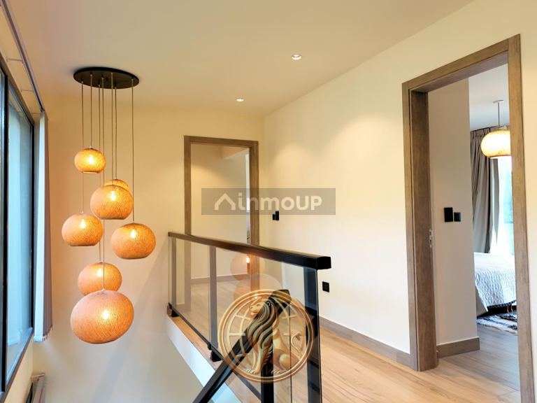 Casa en Venta en Pinamar, Buenos Aires Costa Atlantica