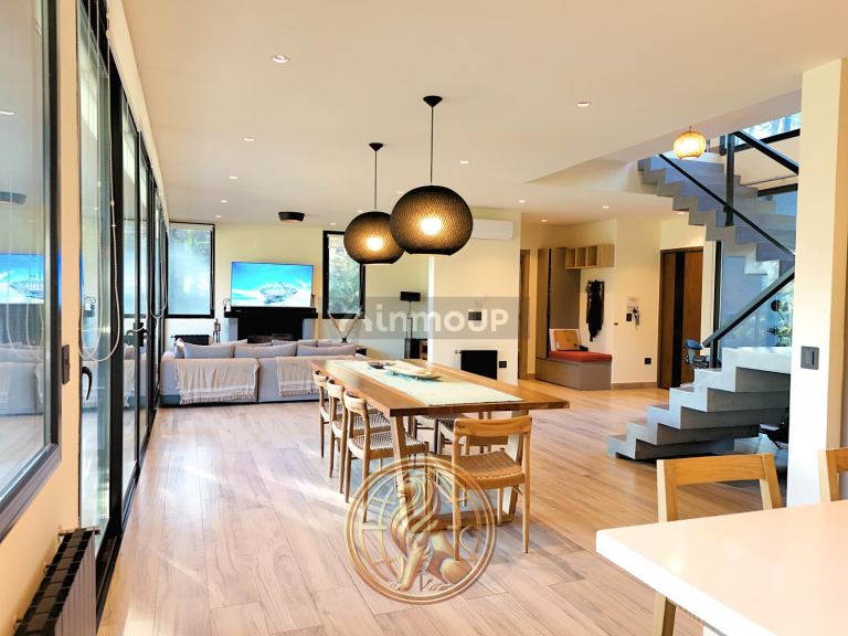 Casa en Venta en Pinamar, Buenos Aires Costa Atlantica