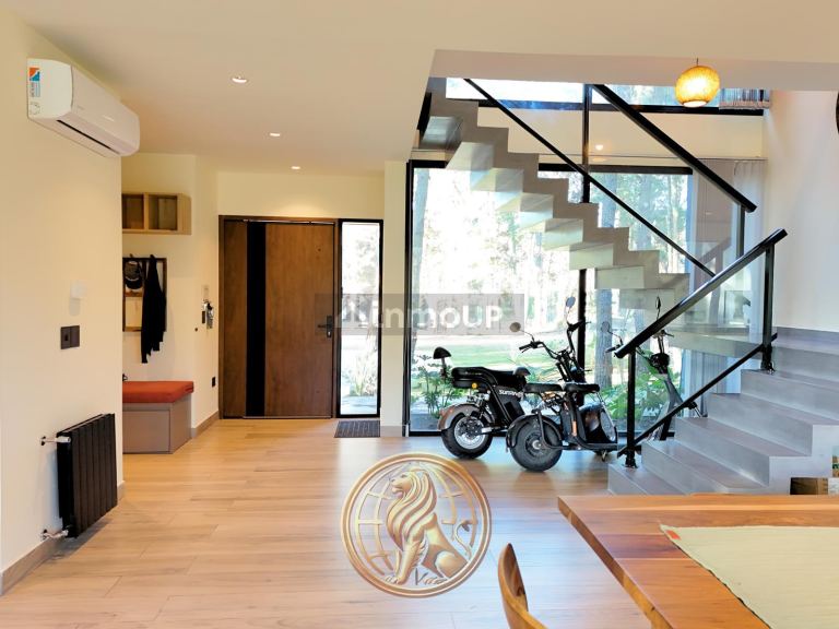 Casa en Venta en Pinamar, Buenos Aires Costa Atlantica