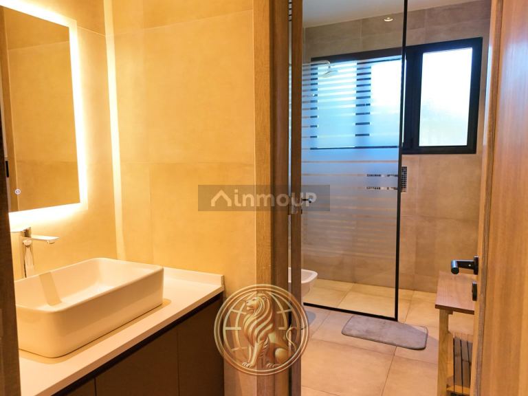 Casa en Venta en Pinamar, Buenos Aires Costa Atlantica