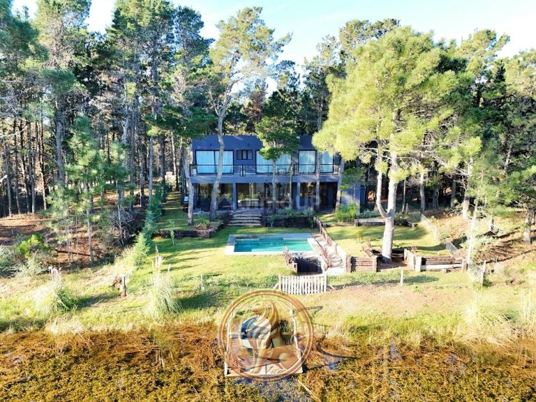 Casa en Venta en Pinamar, Buenos Aires Costa Atlantica