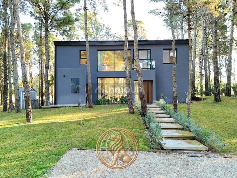 Casa en Venta en Pinamar, Buenos Aires Costa Atlantica