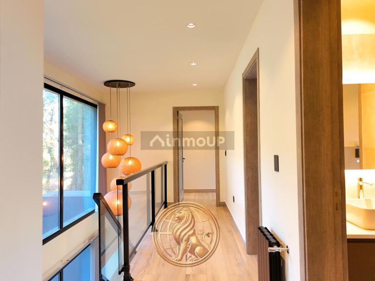 Casa en Venta en Pinamar, Buenos Aires Costa Atlantica