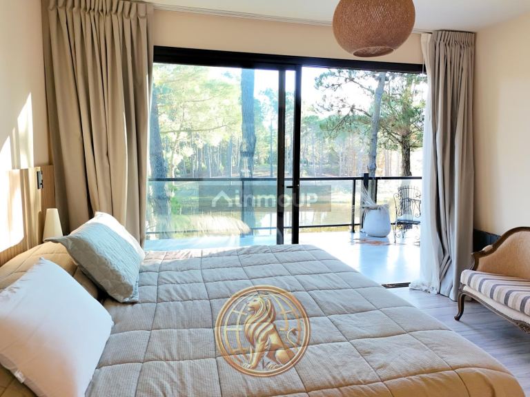 Casa en Venta en Pinamar, Buenos Aires Costa Atlantica