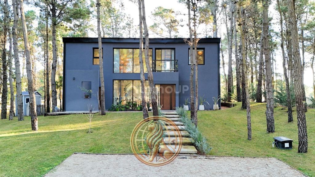 Casa en Venta en Pinamar, Buenos Aires Costa Atlantica