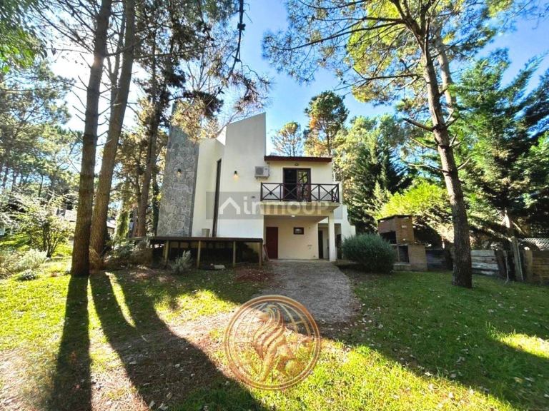 Casa en Venta en Pinamar, Buenos Aires Interior