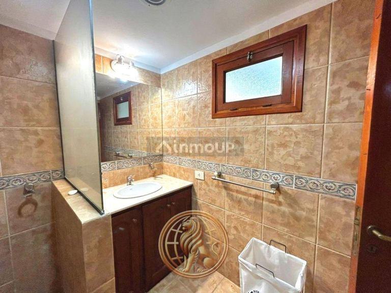 Casa en Venta en Pinamar, Buenos Aires Interior