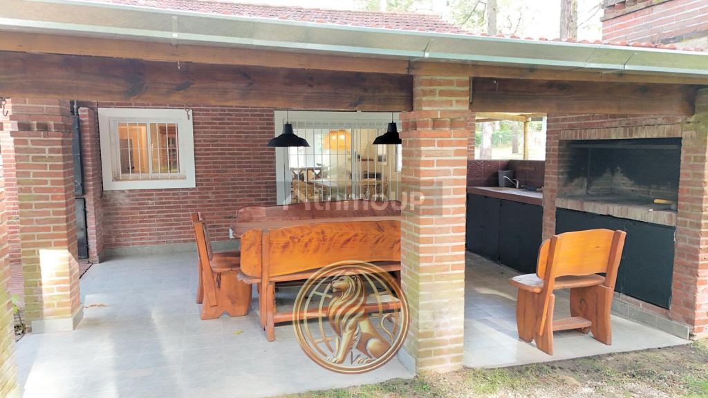 Casa en Venta en Pinamar, Buenos Aires Interior