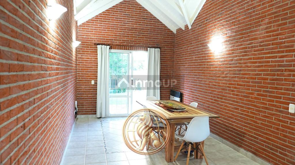 Casa en Venta en Pinamar, Buenos Aires Interior