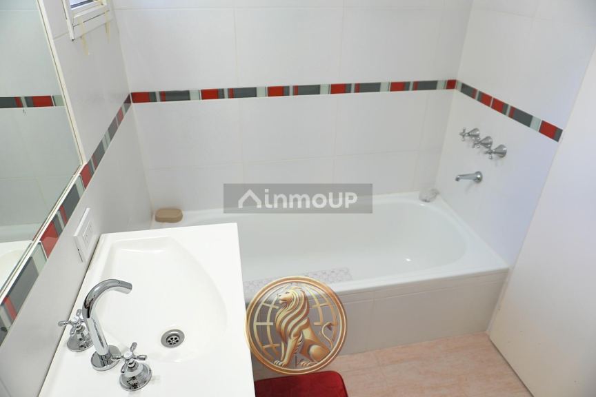 Casa en Venta en Pinamar, Buenos Aires Costa Atlantica