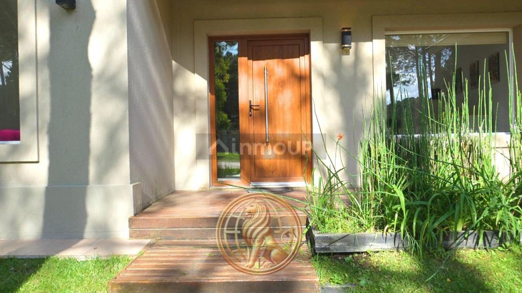 Casa en Venta en Pinamar, Buenos Aires Costa Atlantica