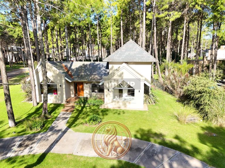 Casa en Venta en Pinamar, Buenos Aires Costa Atlantica