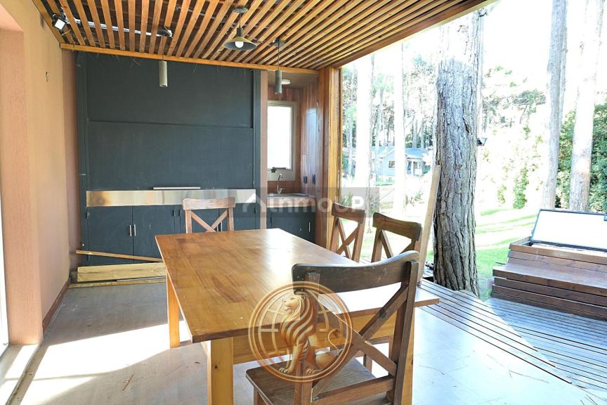 Casa en Venta en Pinamar, Buenos Aires Costa Atlantica