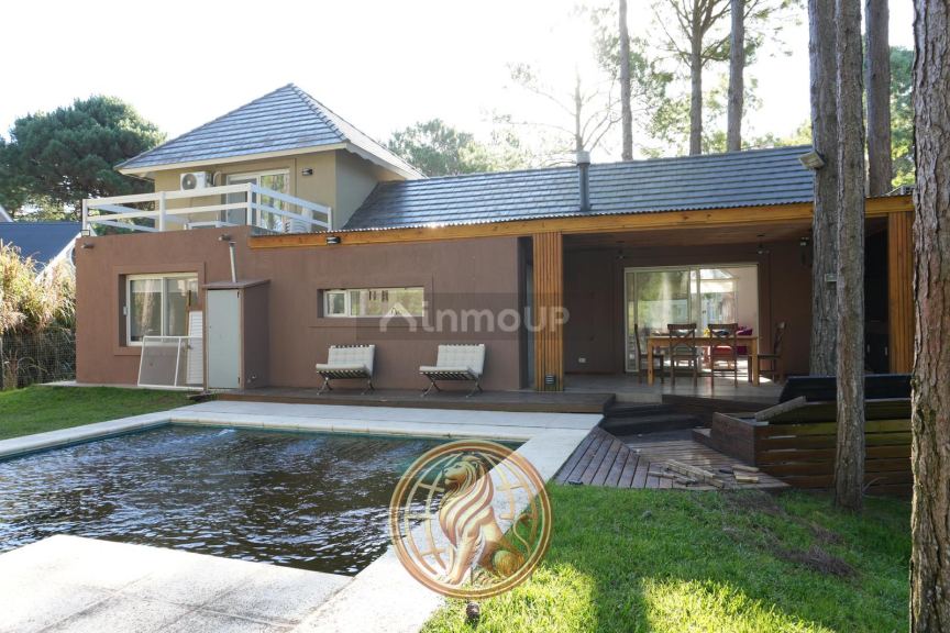 Casa en Venta en Pinamar, Buenos Aires Costa Atlantica