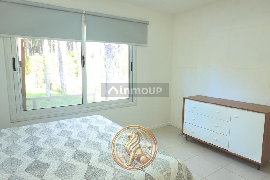 Casa en Venta en Pinamar, Buenos Aires Costa Atlantica
