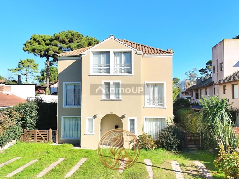 P H en Venta en Pinamar, Buenos Aires Costa Atlantica