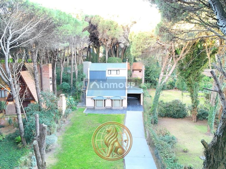 Casa en Venta en Pinamar, Buenos Aires Costa Atlantica