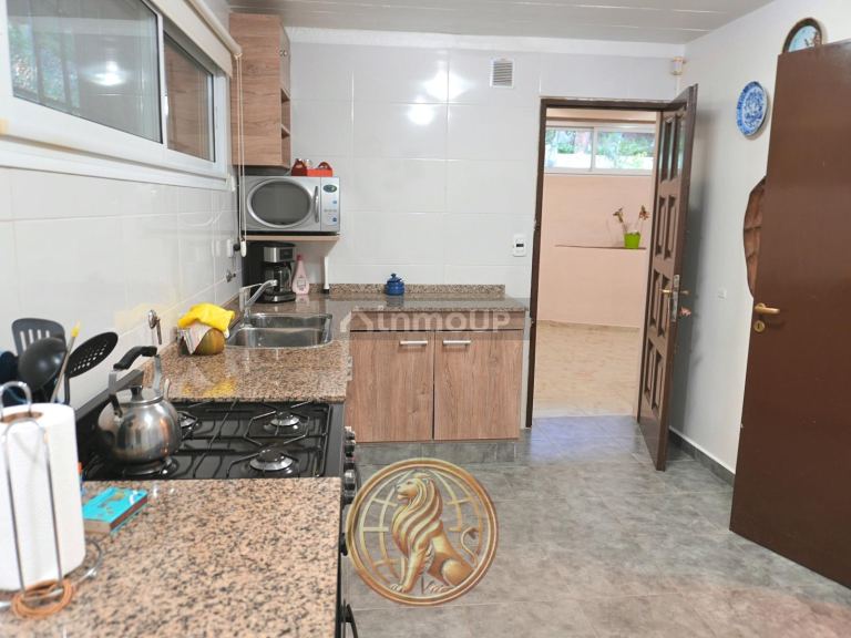 Casa en Venta en Pinamar, Buenos Aires Costa Atlantica