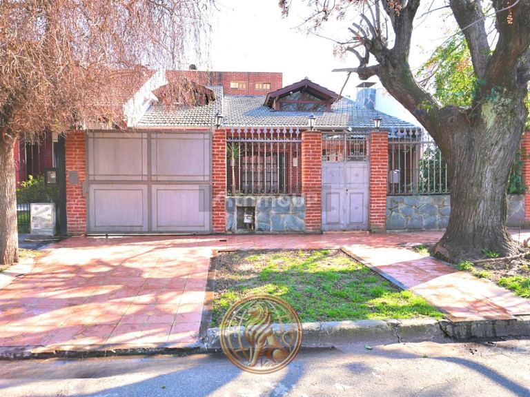 Casa en Venta en Almirante Brown, G.B.A. Zona Sur