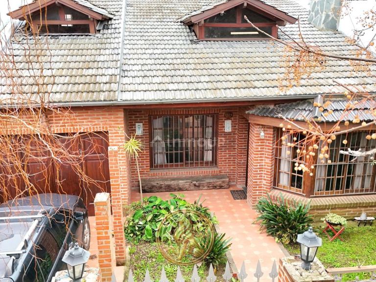 Casa en Venta en Almirante Brown, G.B.A. Zona Sur