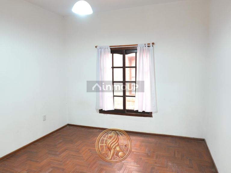 Casa en Venta en Almirante Brown, G.B.A. Zona Sur