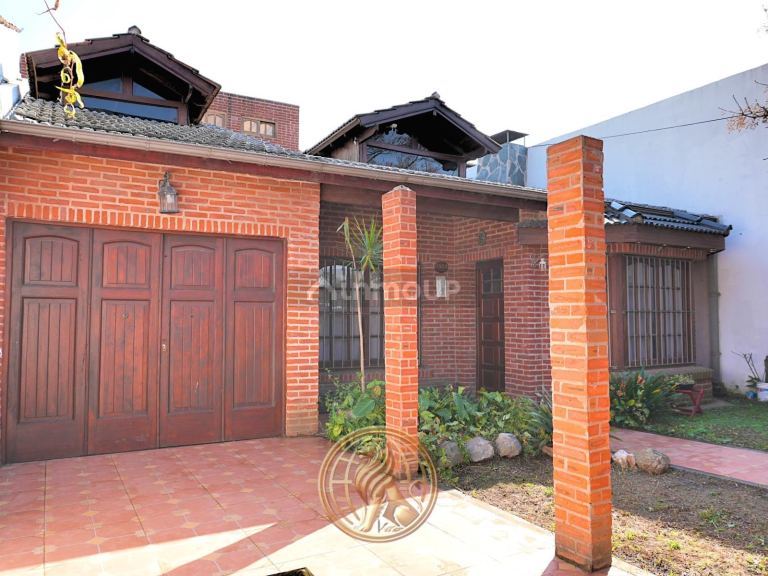 Casa en Venta en Almirante Brown, G.B.A. Zona Sur