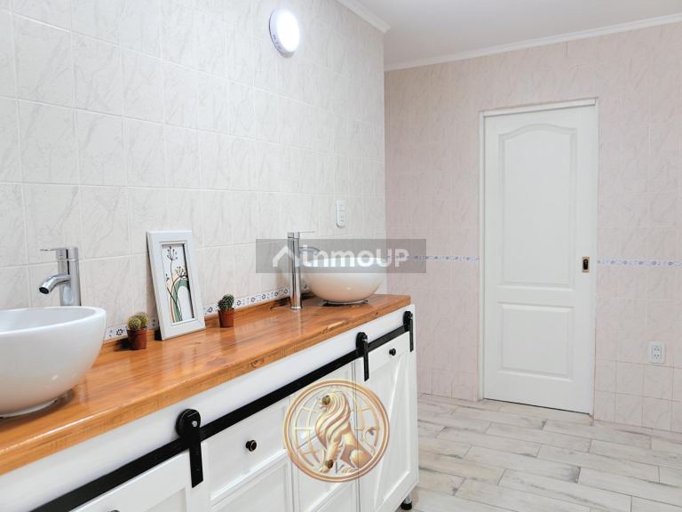Casa en Venta en Almirante Brown, G.B.A. Zona Sur