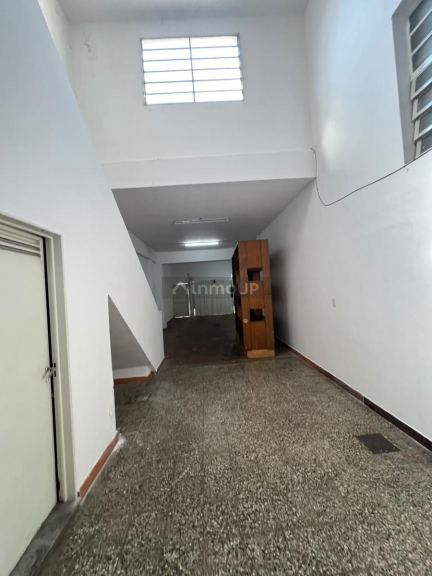 Local Comercial en Alquiler en Rosario, Santa Fe - $ 700.000 | Inmoup - 23