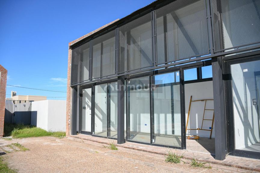 Local Comercial en Alquiler en Rosario, Santa Fe - $ 700.000 | Inmoup - 14