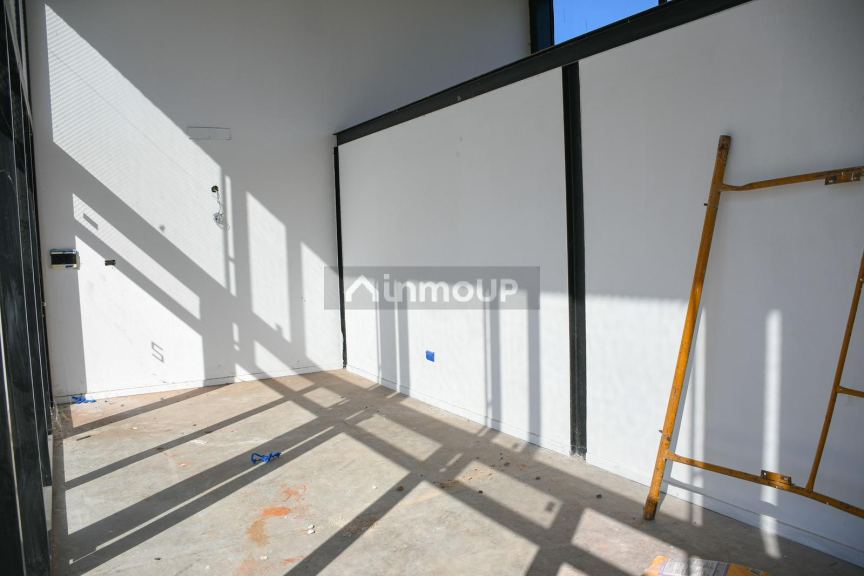 Local Comercial en Alquiler en Rosario, Santa Fe - $ 700.000 | Inmoup - 15