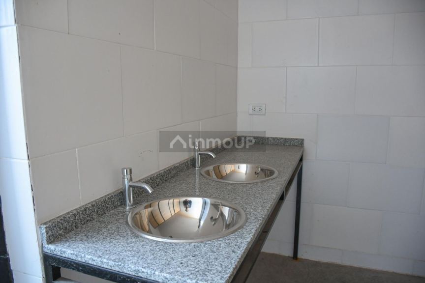 Local Comercial en Alquiler en Rosario, Santa Fe - $ 700.000 | Inmoup - 23