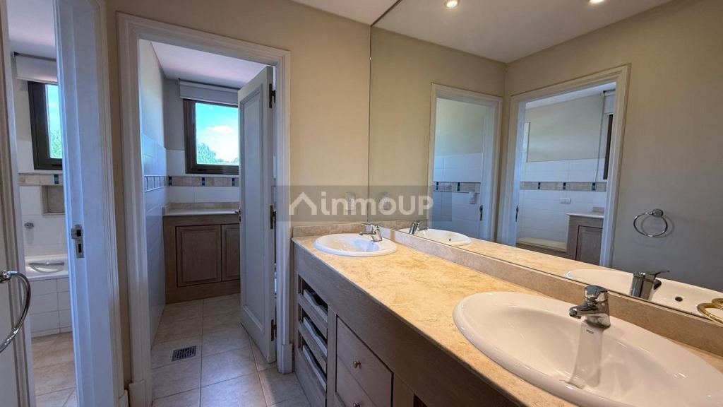 Casa en Venta en Capital, Mendoza