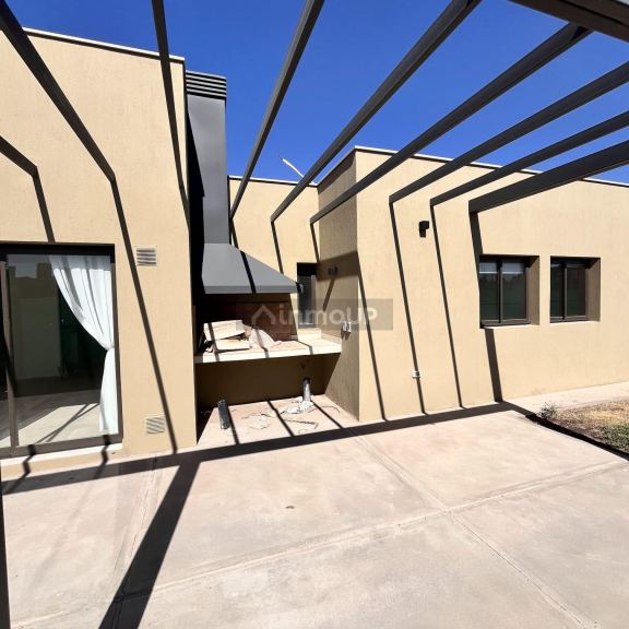 Casa en Venta en Guaymallen, Mendoza